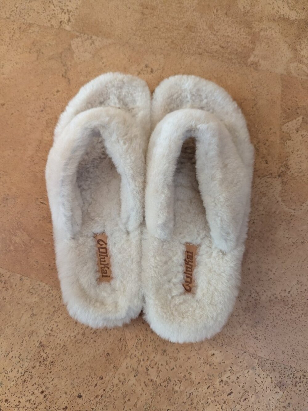 Oluaki fuzzy sandals 7 euc